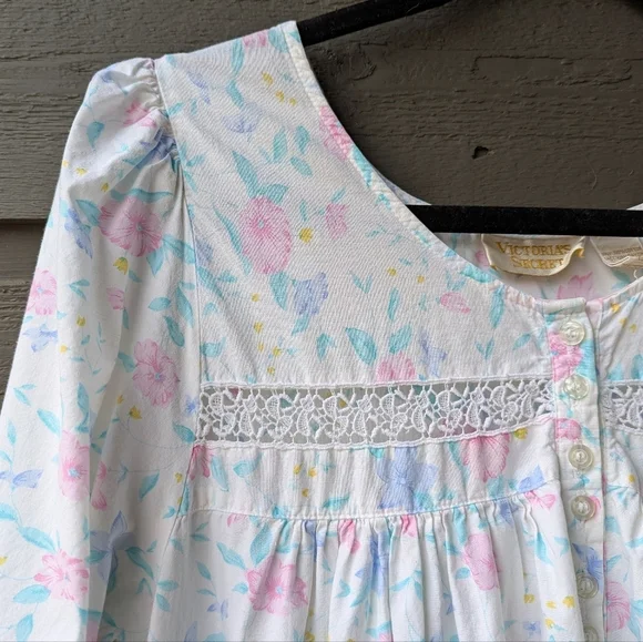 VTG Victoria's Secret Gold Label Long Sleeve Floral Lace Nightgown Size Large - Picture 2 of 9